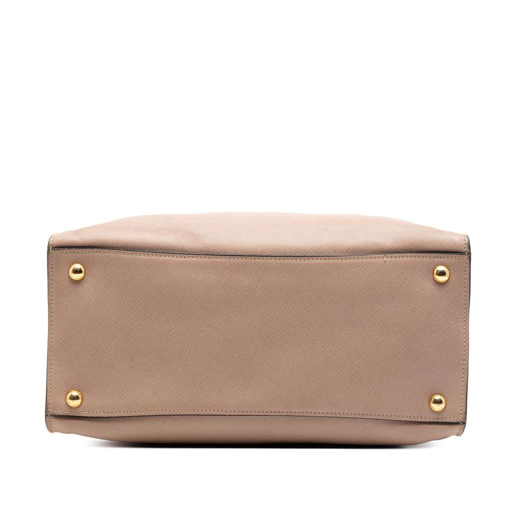 Prada Saffiano Soft Triple Pocket Satchel Brown Leather Good condition - Inside View