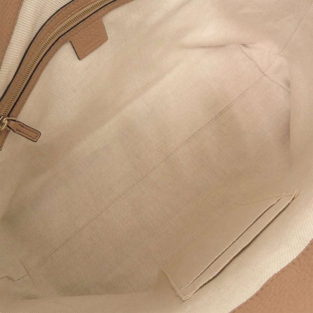 Gucci Medium Calfskin Soho Chain Tote Beige Leather Very good condition - Model View