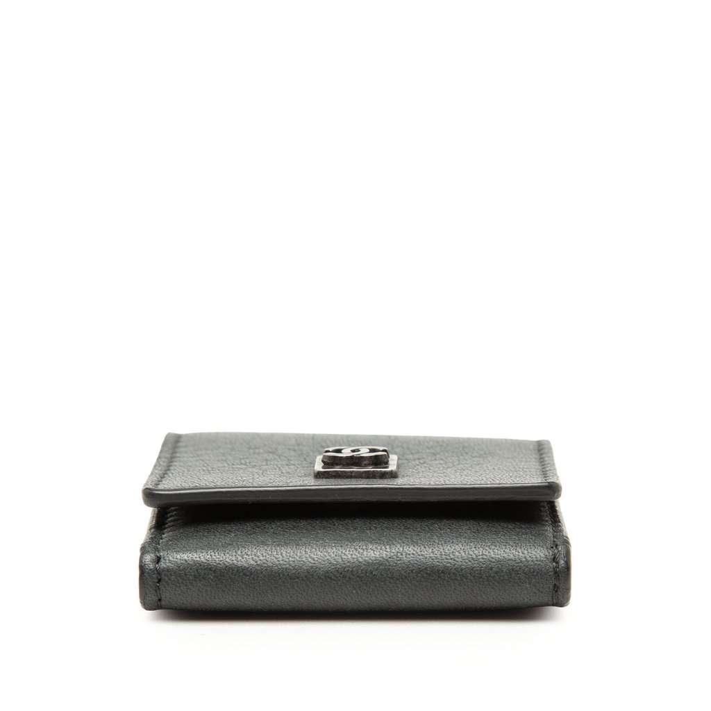 Chanel CC Calfskin Key Holder Case Black Leather Very good condition - Inside View