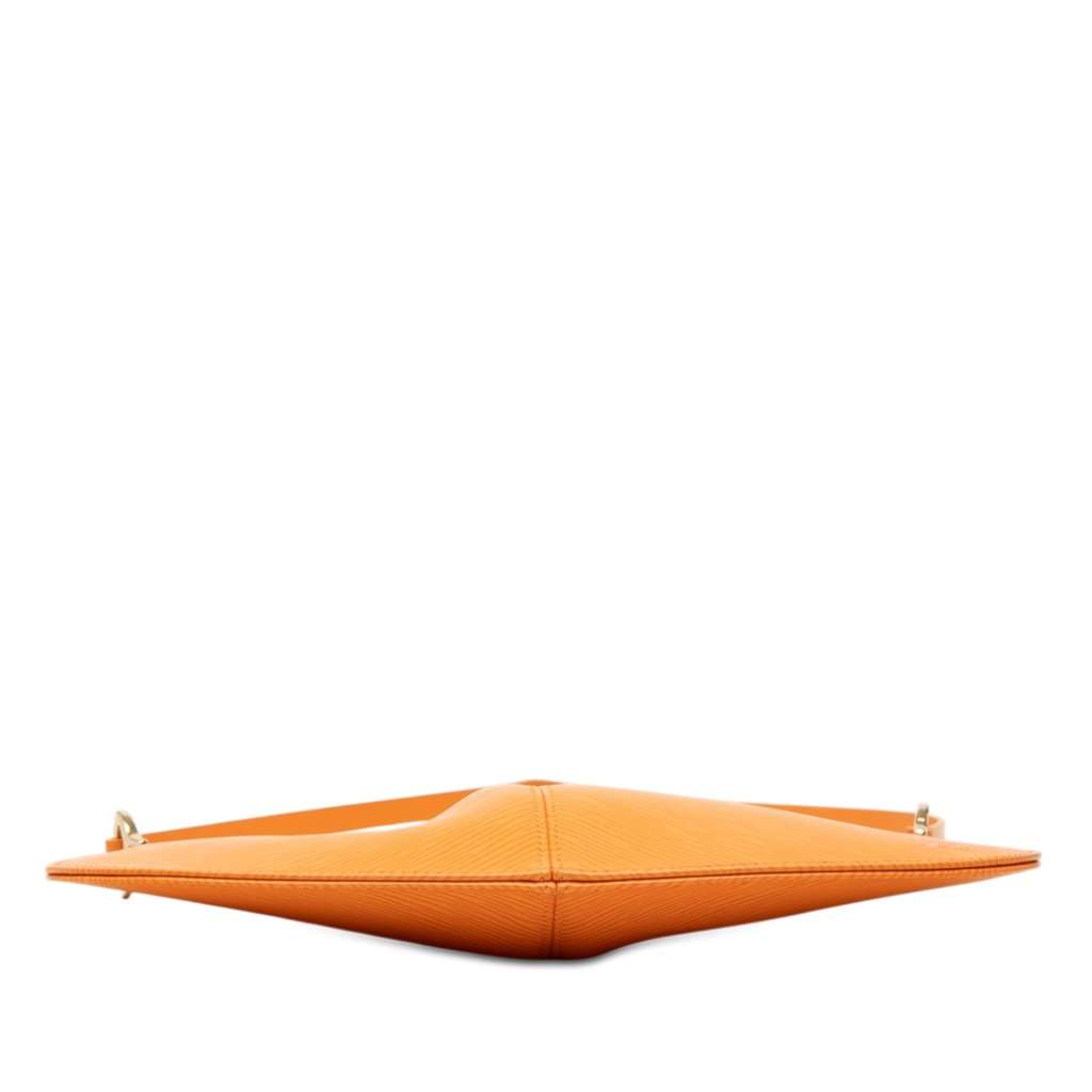 Louis Vuitton Epi Demi Lune Pochette Orange Leather Very good condition - Inside View