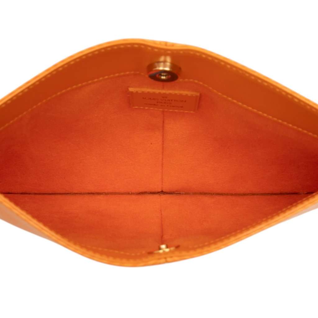 Louis Vuitton Epi Demi Lune Pochette Orange Leather Very good condition - Model View