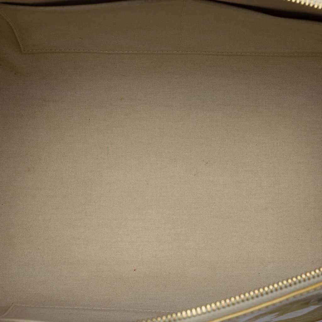 Louis Vuitton Monogram Vernis Sherwood PM Beige Leather Very good - Model View