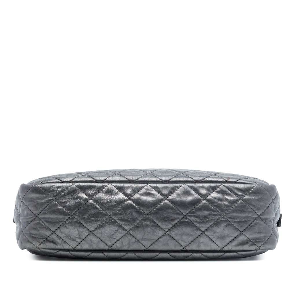 Chanel Medium Metallic Quilted Calfskin Reissue 2.55 Camera Bag MultiColor Leather Very good condition - Inside View