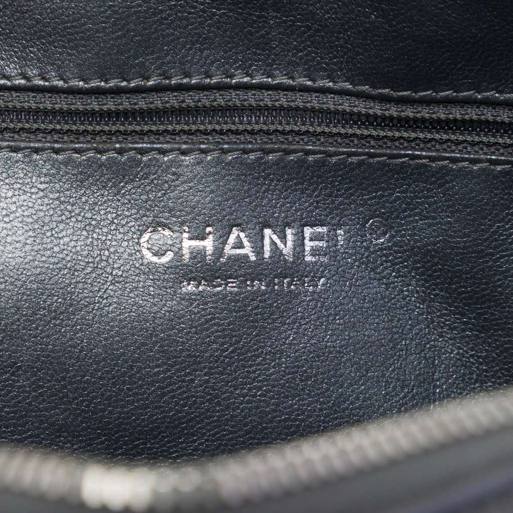 Chanel Medium Metallic Quilted Calfskin Reissue 2.55 Camera Bag MultiColor Leather Very good condition - Box View