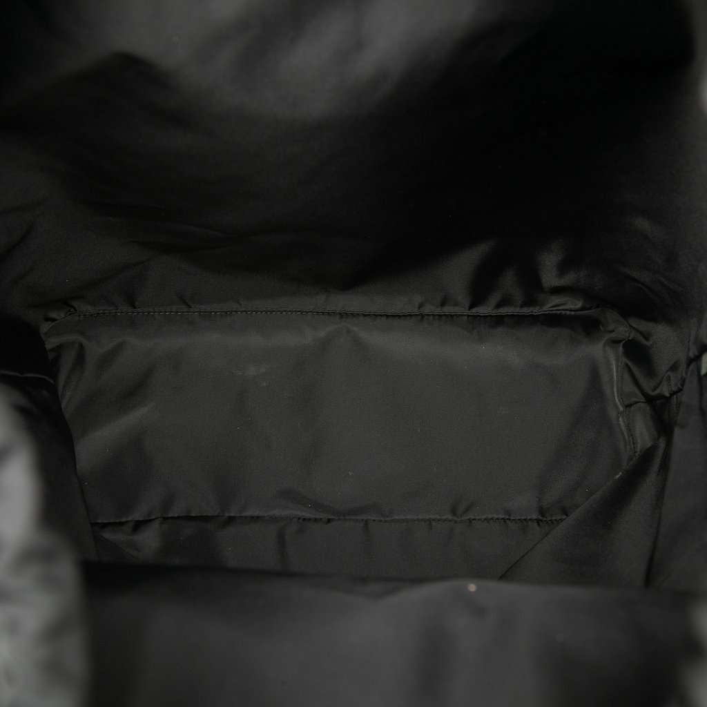 Louis Vuitton Monogram Eclipse Cabas Light Black Very good - Model View