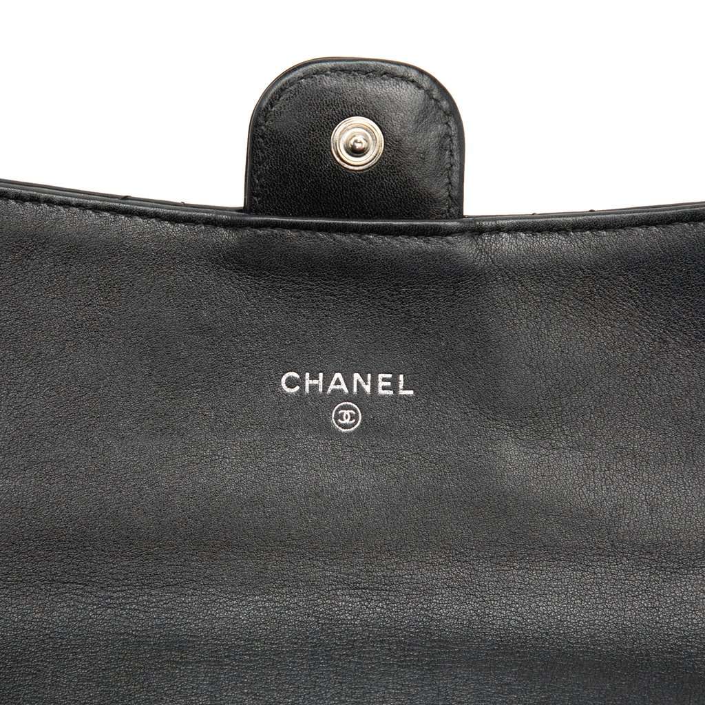 Chanel CC Quilted Patent Classic Flap Long Wallet Black Leather Very good condition - Box View