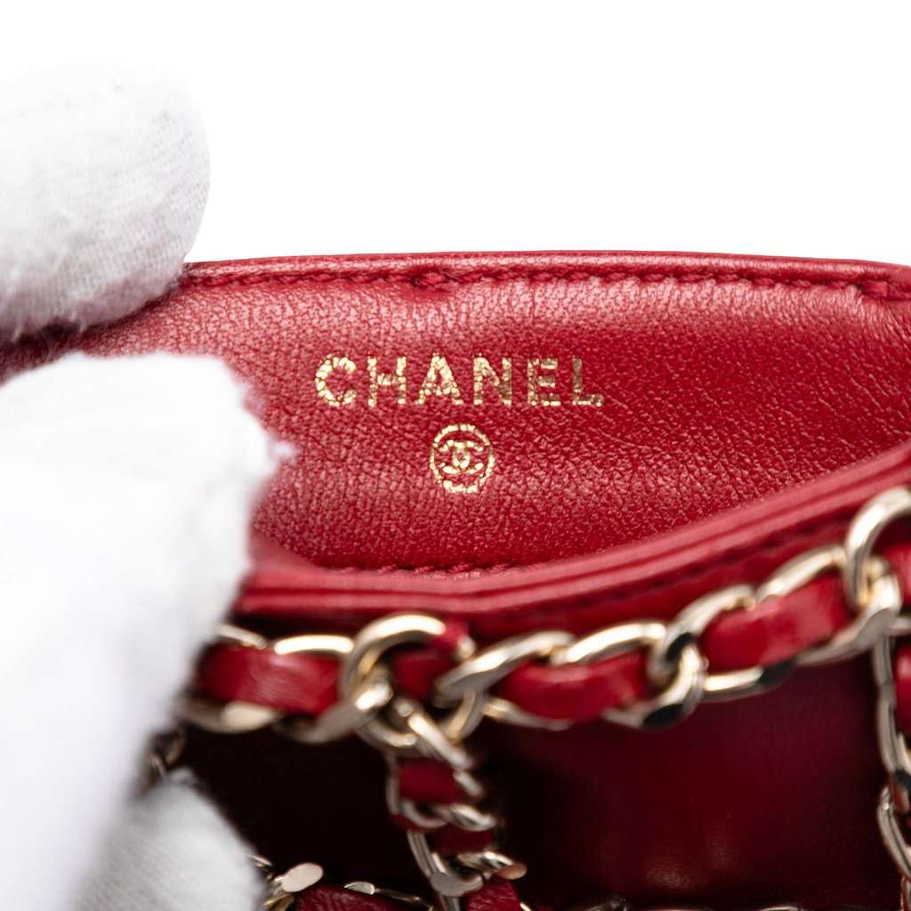 Chanel Lambskin Tech Me Out Clutch With Chain Red Leather Very good condition - Box View
