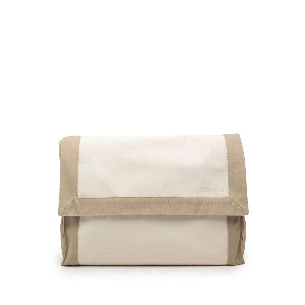 Hermès Bicolor Canvas Tapis de Selle Clutch Brown Very good condition - Front View