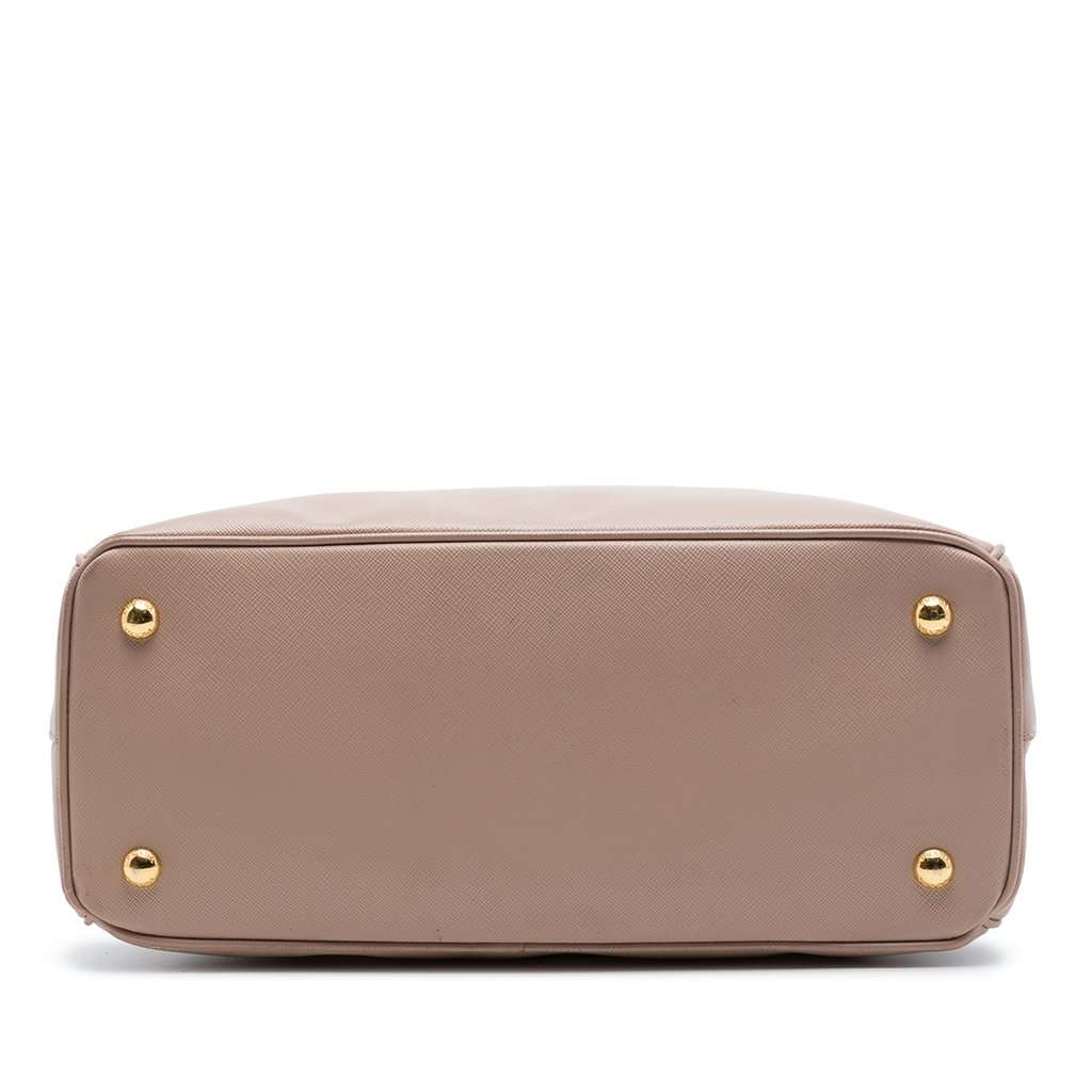 Prada Medium Saffiano Lux Galleria Satchel Pink Leather Very good condition - Inside View