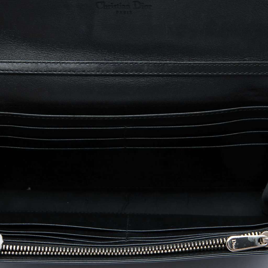 Dior Patent Cannage Lady Dior Wallet On Chain Black Leather Very good condition - Model View