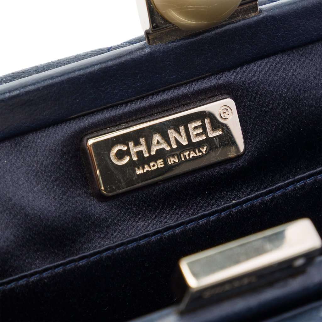 Chanel CC Quilted Lambskin Pearl Evening Baguette Clutch Blue Leather Very good - Box View