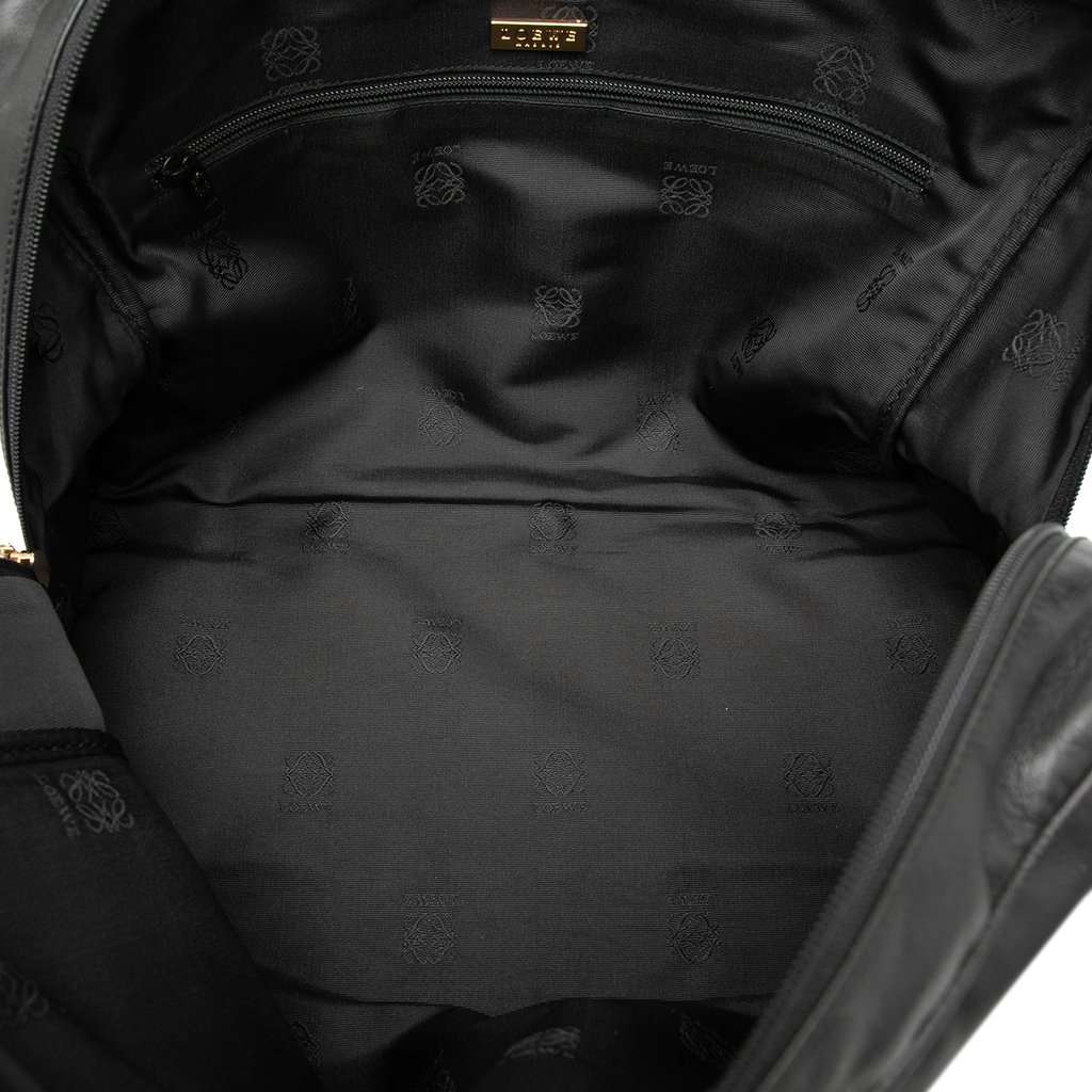 Loewe Leather Amazona 40 Black Leather Very good - Model View