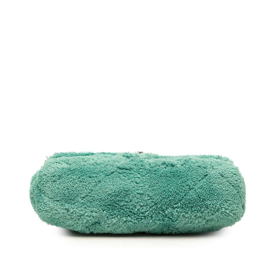 Chanel Medium Quilted Terry Cloth Coco Beach Flap Green Very good condition - Inside View