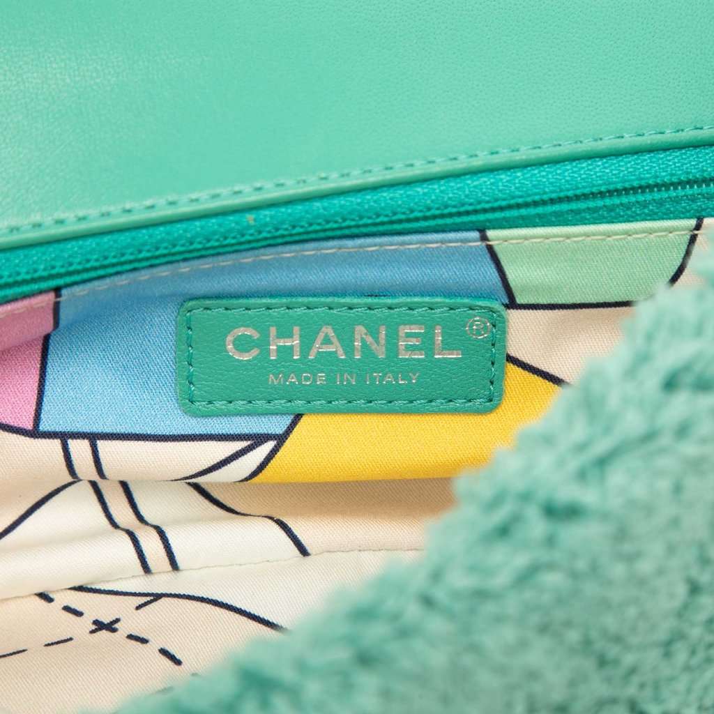 Chanel Medium Quilted Terry Cloth Coco Beach Flap Green Very good condition - Box View