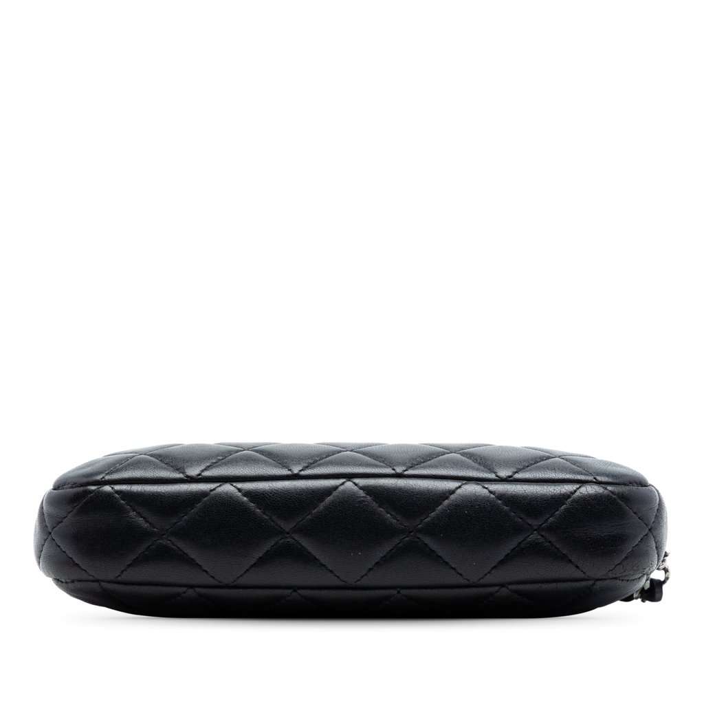Chanel CC Quilted Lambskin Double Zip Clutch With Chain Black Leather Very good condition - Inside View