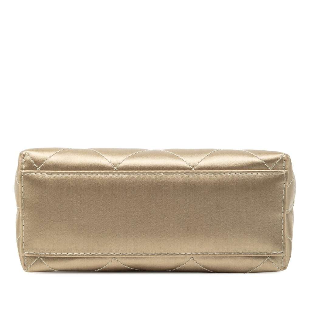 Chanel CC Quilted Satin Handbag Gold Very good condition - Inside View