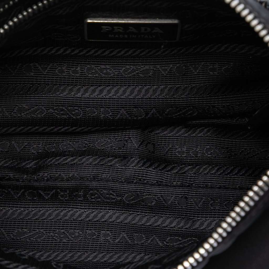 Prada Tessuto Floral Stampato Pochette Black Very good condition - Model View