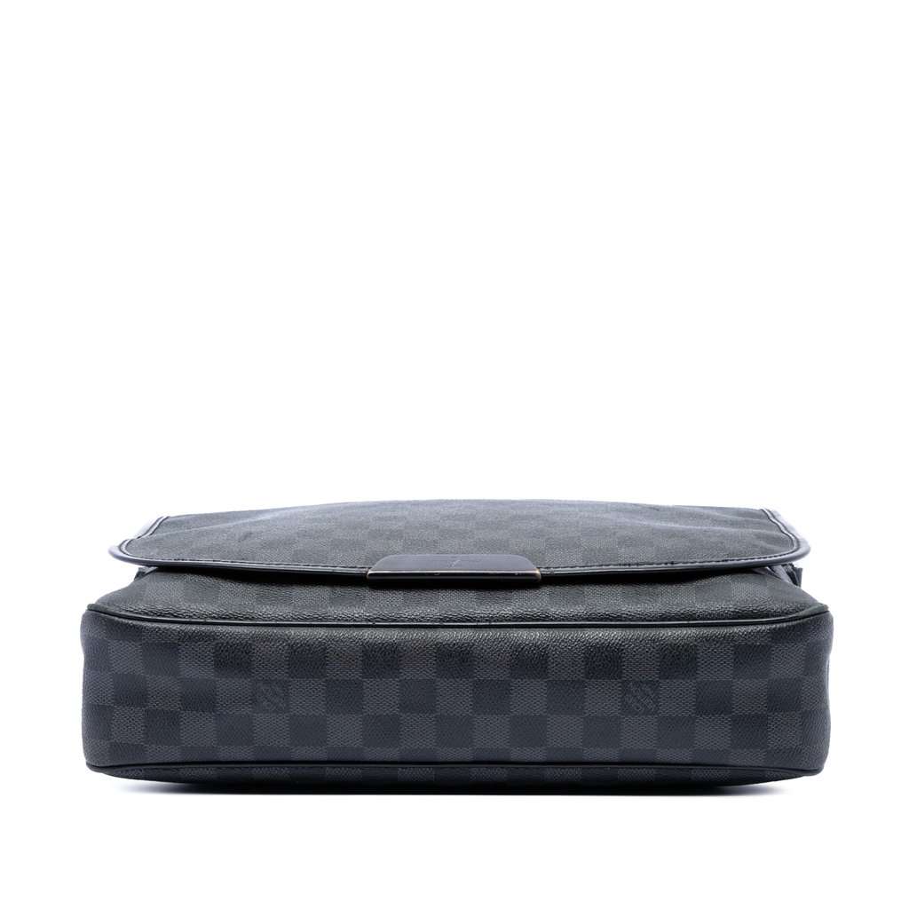 Louis Vuitton Damier Graphite Daniel MM Black Very good condition - Inside View