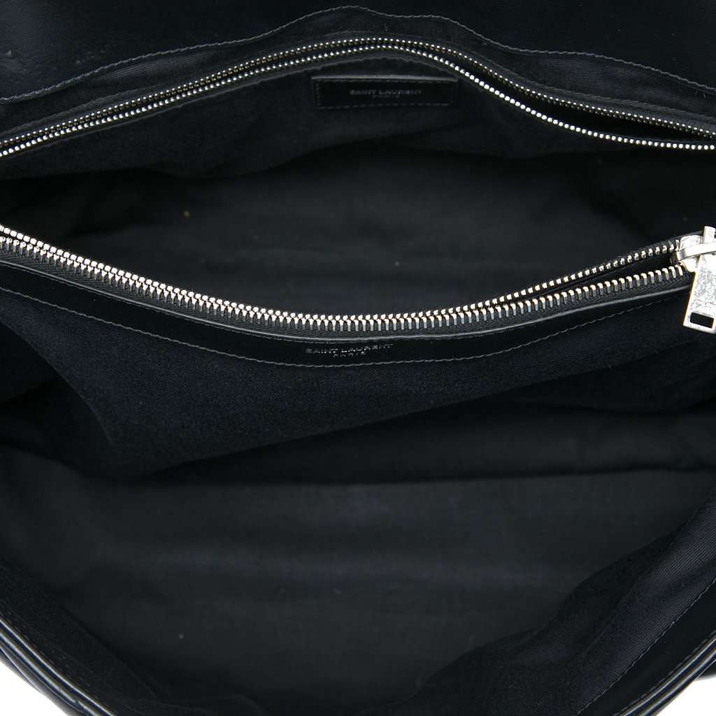 Saint Laurent Large Matelasse Calfskin Monogram LouLou Shoulder Bag Black Leather Very good condition - Model View