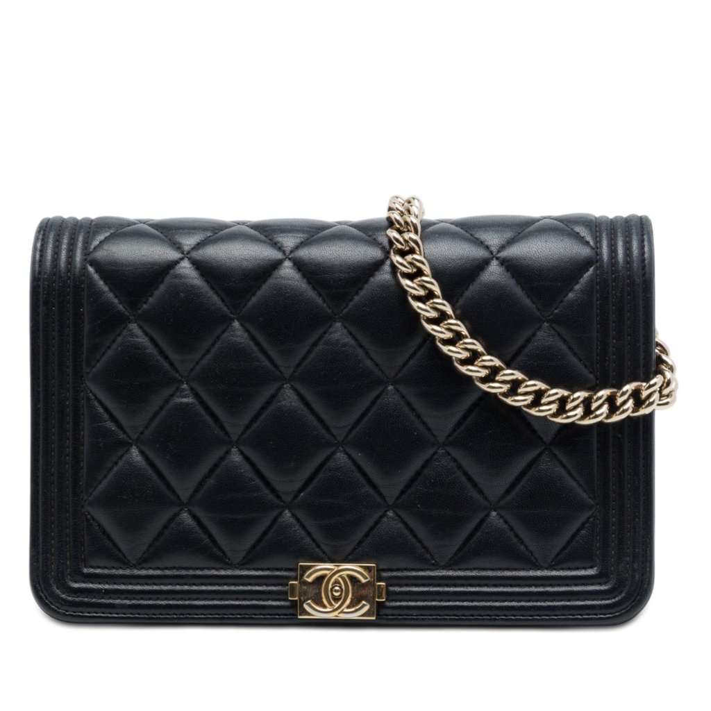 Chanel Quilted Lambskin Boy Wallet On Chain Black Leather Very good condition - Front View