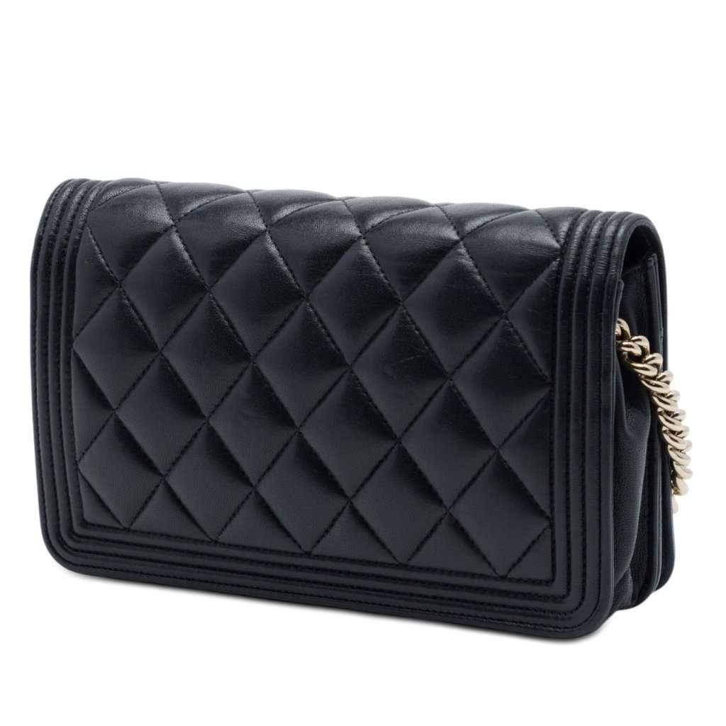Chanel Quilted Lambskin Boy Wallet On Chain Black Leather Very good condition - Back View