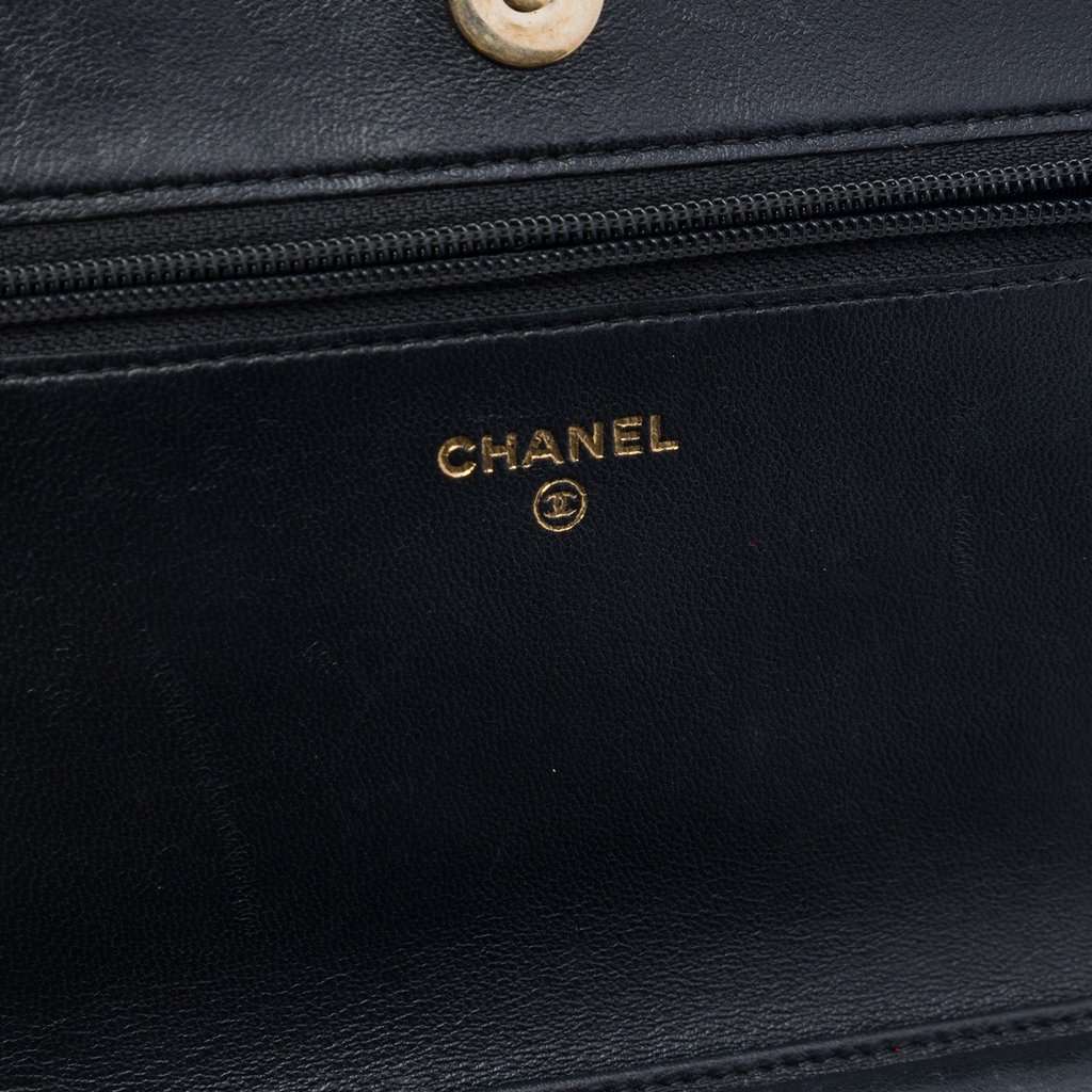 Chanel Quilted Lambskin Boy Wallet On Chain Black Leather Very good condition - Box View