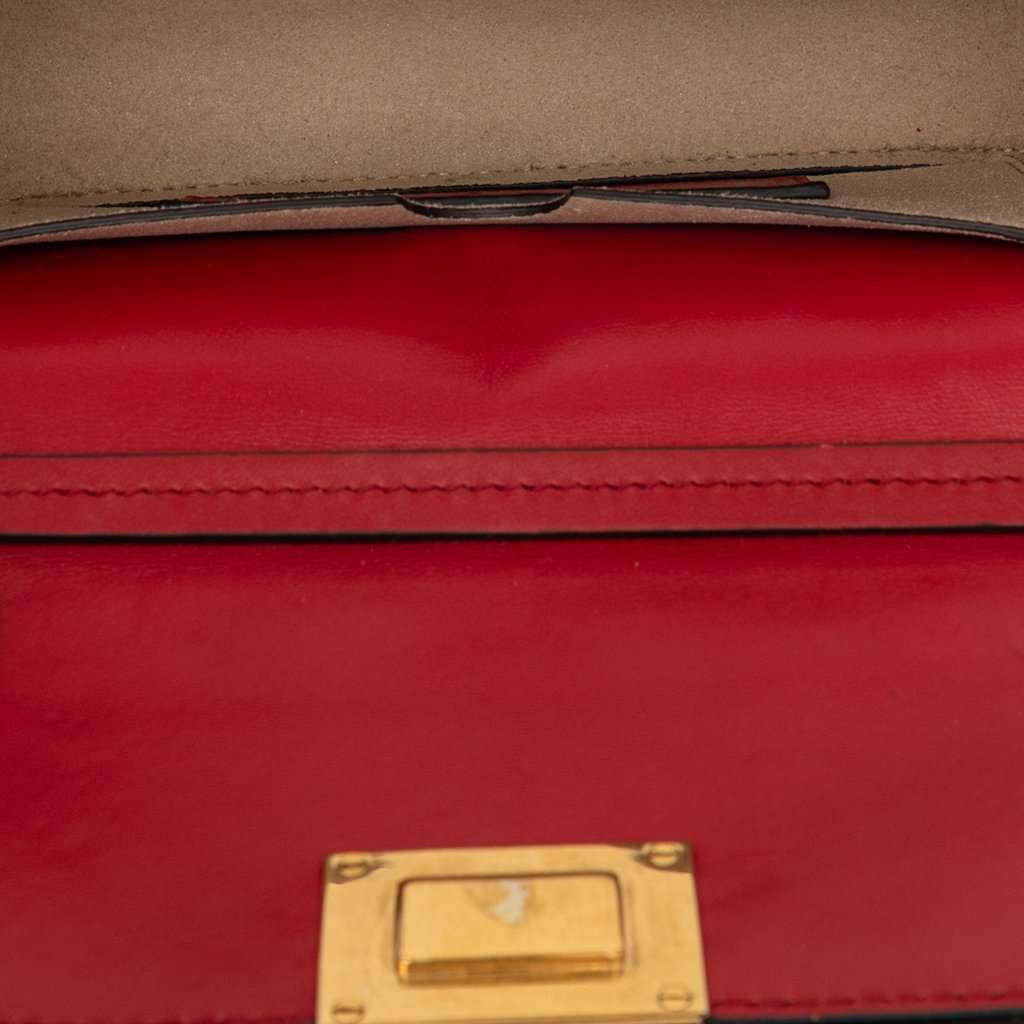Givenchy Mini Quilted Goatskin GV3 Pocket Convertible Bag Red Leather Very good condition - Model View