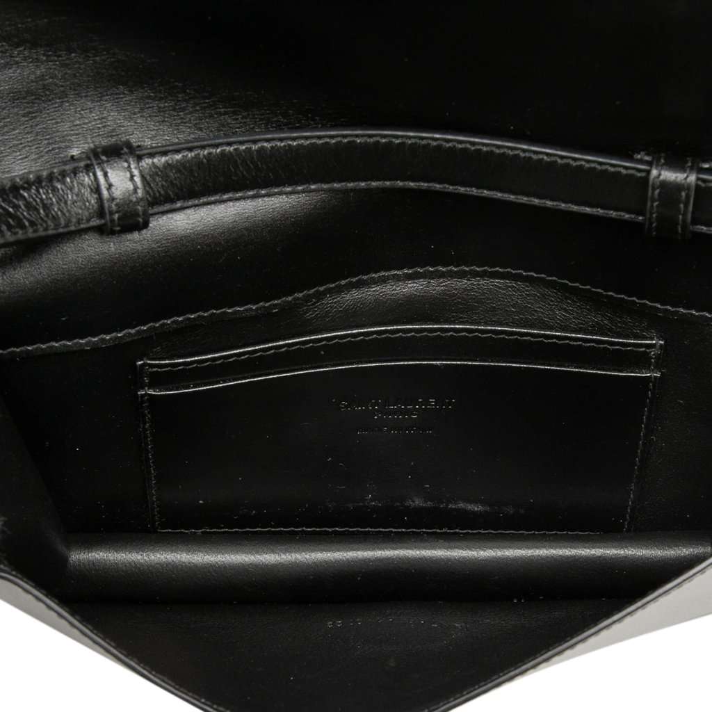 Saint Laurent Smooth Calfskin Crossbody Black Leather Very good condition - Model View