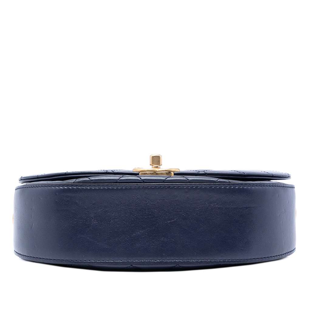 Chanel CC Quilted Lambskin Chain Handle Half Moon Flap Blue Leather Very good condition - Inside View