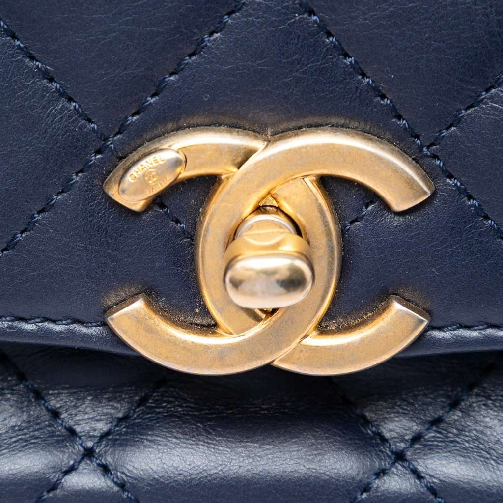 Chanel CC Quilted Lambskin Chain Handle Half Moon Flap Blue Leather Very good condition - Box View