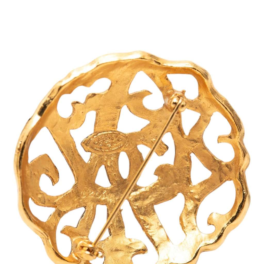 Chanel CC Gold Plated Filigree Brooch Gold Metal Very good condition - Inside View