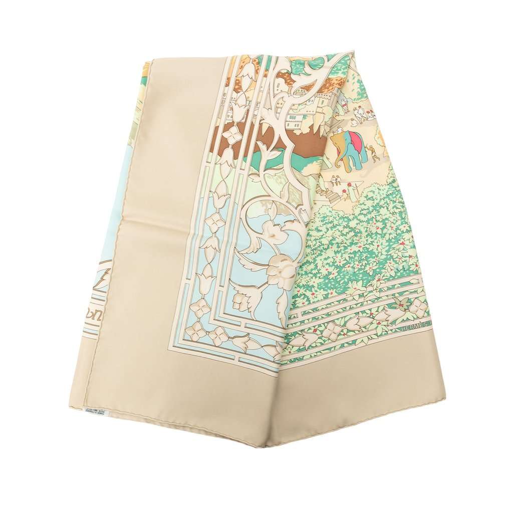 Hermès Le Fleuve Sacre Silk Scarf 90 Beige Very good - Front View