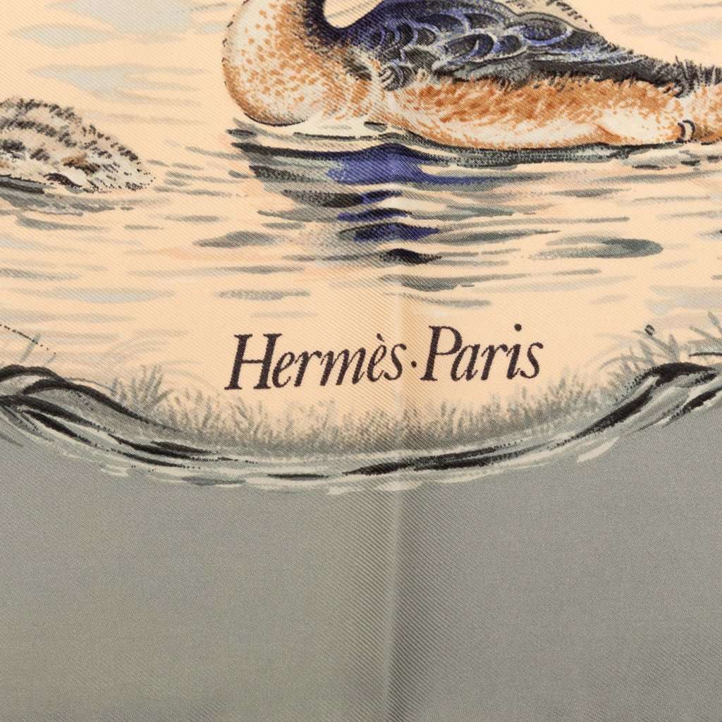 Hermès Halte En Camargue Silk Scarf 90 Beige Very good - Back View