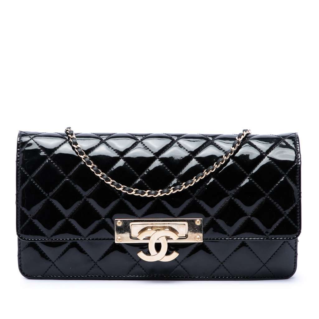 Chanel Quilted Patent Golden Class East West Wallet on Chain Black Leather Very good condition - Front View