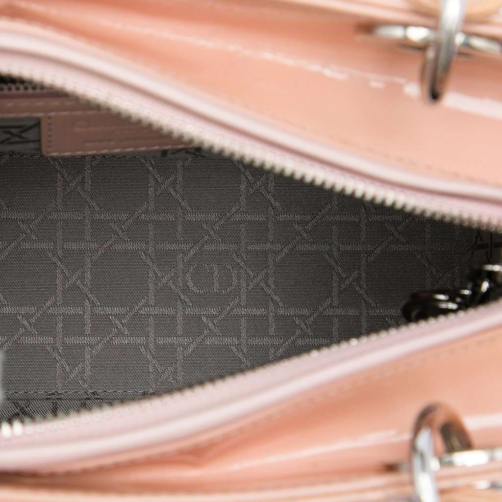 Dior Medium Patent Cannage Lady Dior Pink Leather Very good condition - Model View