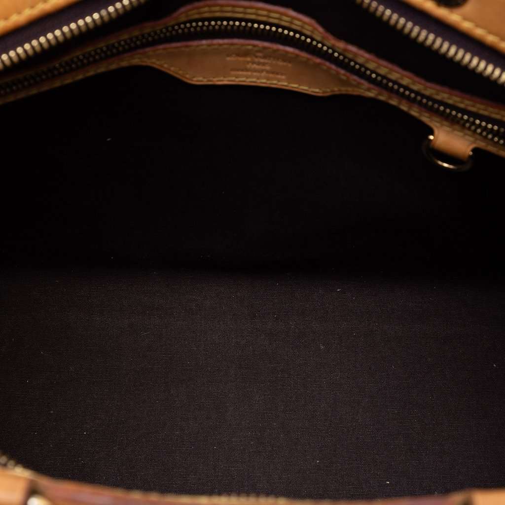 Louis Vuitton Monogram Vernis Brea MM Purple Leather Very good condition - Model View