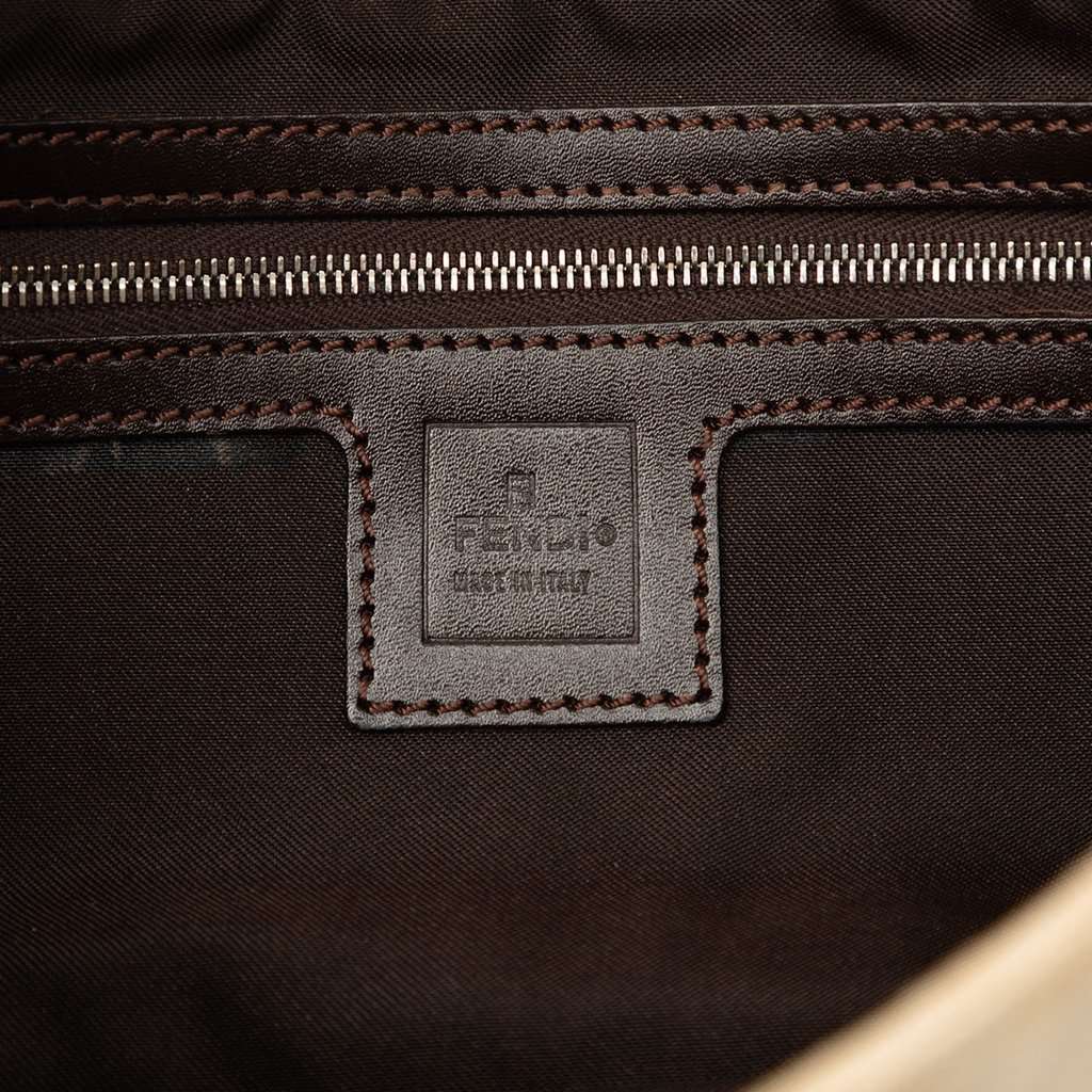 Fendi Zucca Canvas Baguette Beige Very good condition - Box View