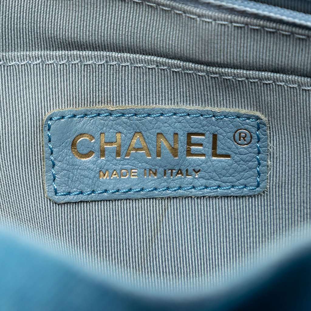 Chanel Large Denim Urban Spirit Backpack Blue Very good condition - Box View