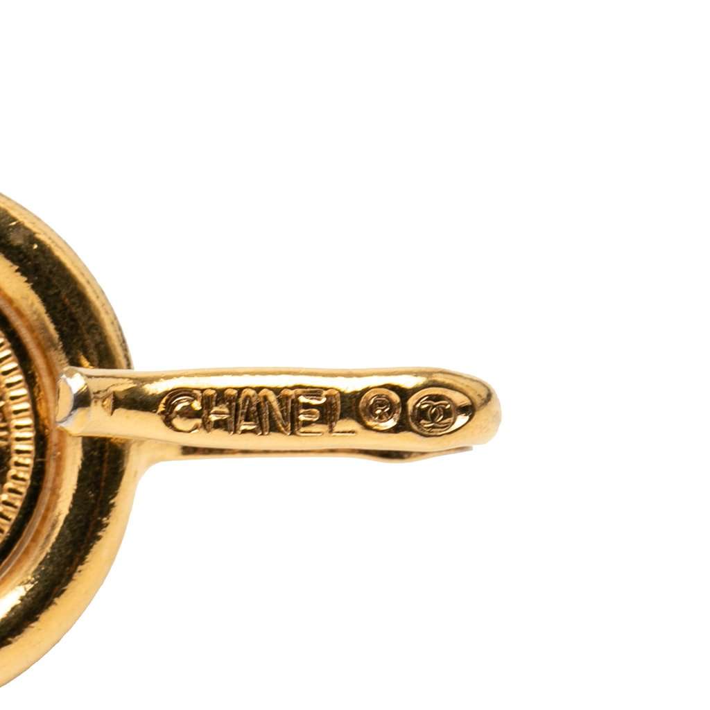 Chanel Gold Plated CC Medallion 31 Rue Cambon Paris Chain Link Belt Gold Metal Very good condition - Back View