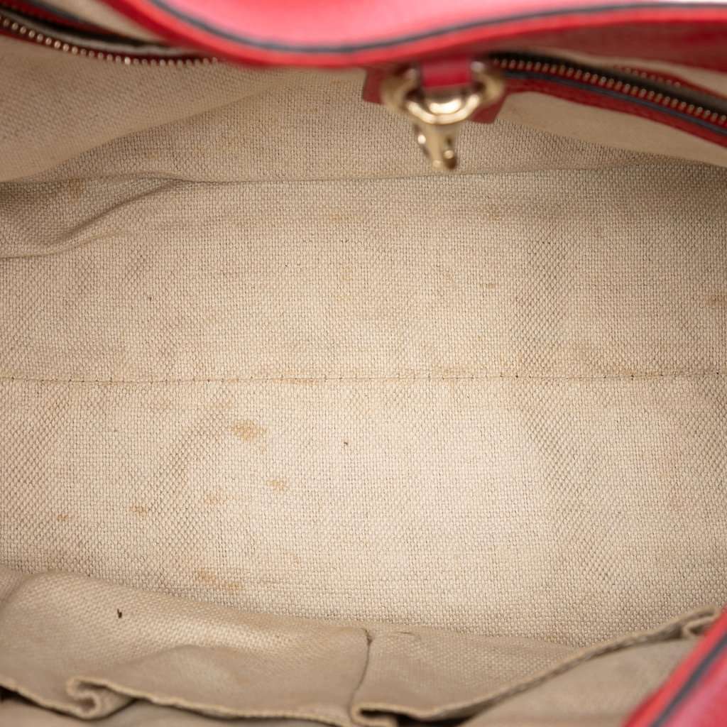Gucci Medium Calfskin Soho Chain Tote Red Leather Very good condition - Model View