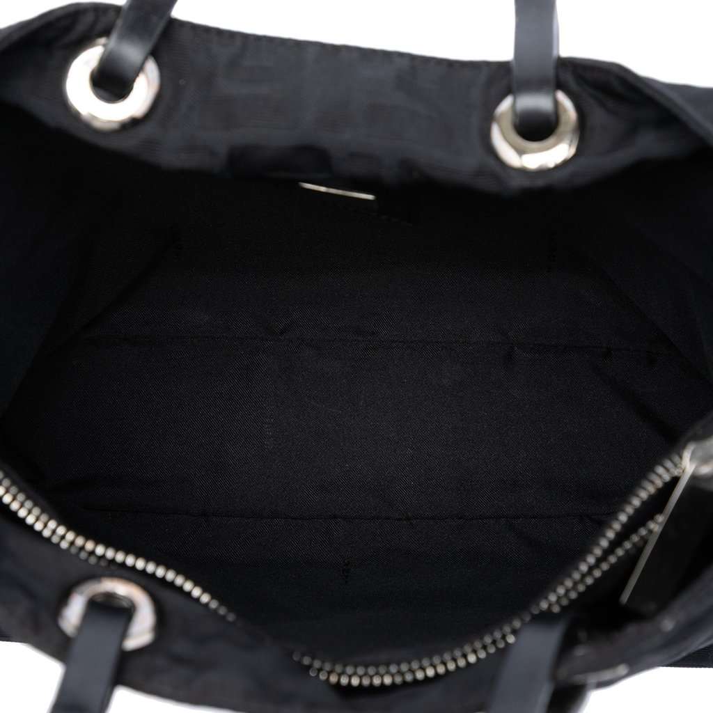 Fendi Zucca Canvas Tote Black Very good condition - Model View