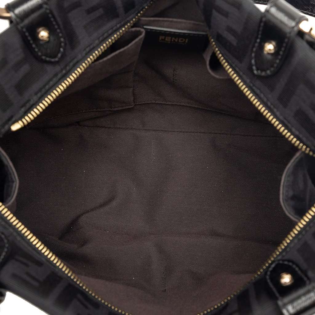 Fendi Zucca Canvas Chef Shoulder Bag Black Very good condition - Model View