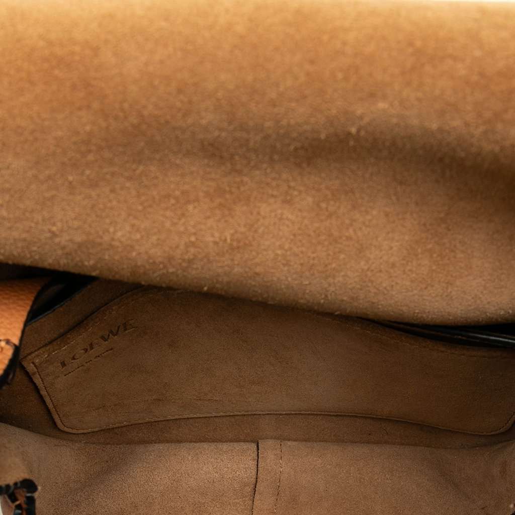 LOEWE Small Leather Gate Crossbody Brown Leather Very good - Model View