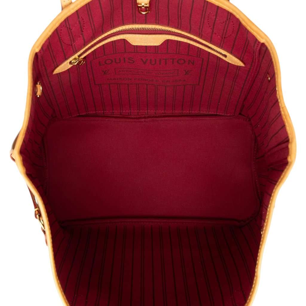 Louis Vuitton Monogram Neverfull MM Brown Very good - Model View