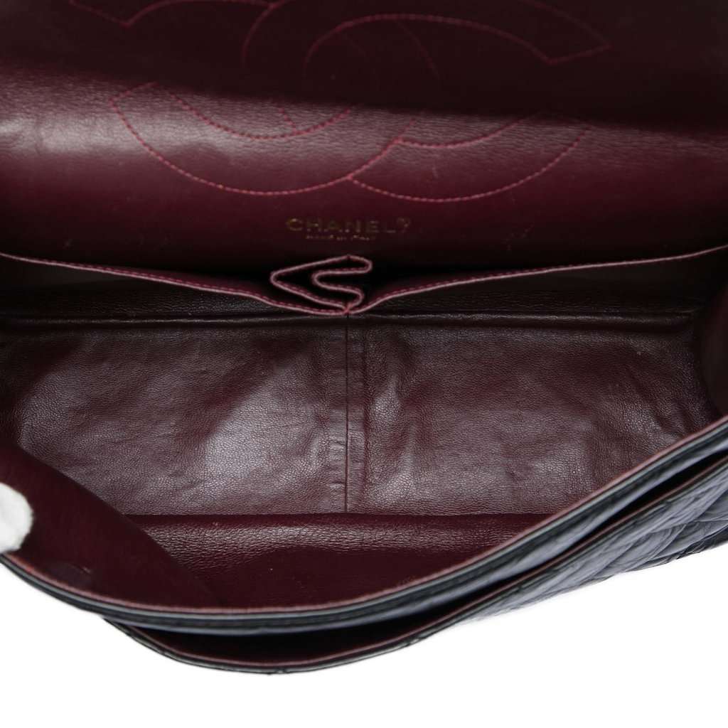 Chanel Quilted Aged Calfskin Reissue 2.55 Double Flap 227 Black Leather Very good condition - Model View