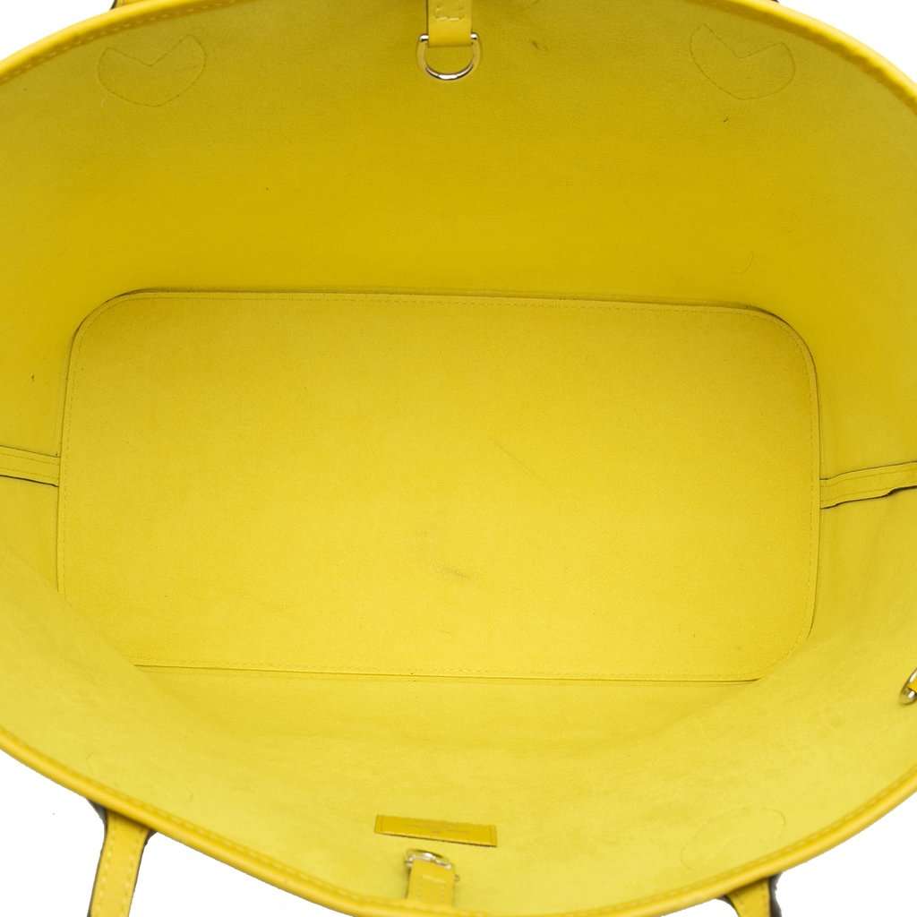Louis Vuitton Epi Neverfull MM Yellow Leather Good condition - Model View