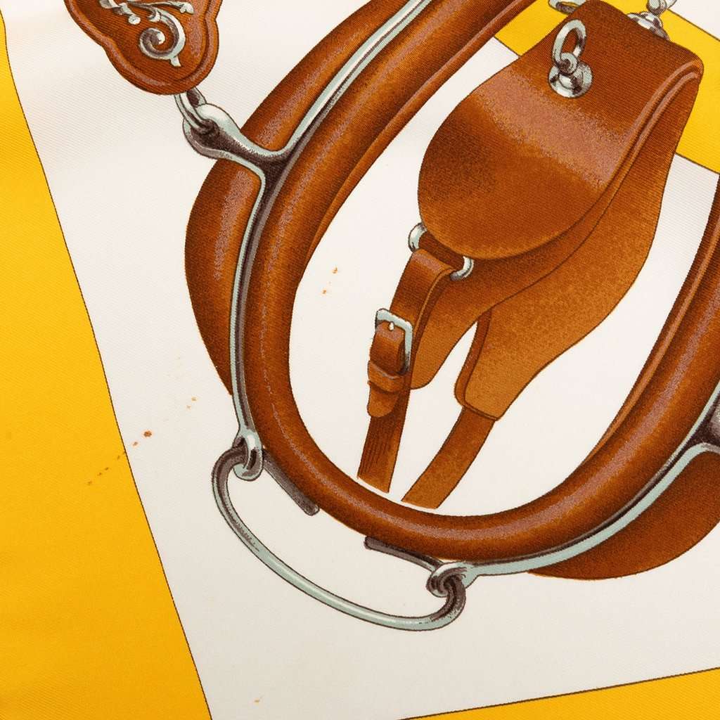 Hermès Attelage en Arbalete Silk Scarf 90 White Very good - Box View