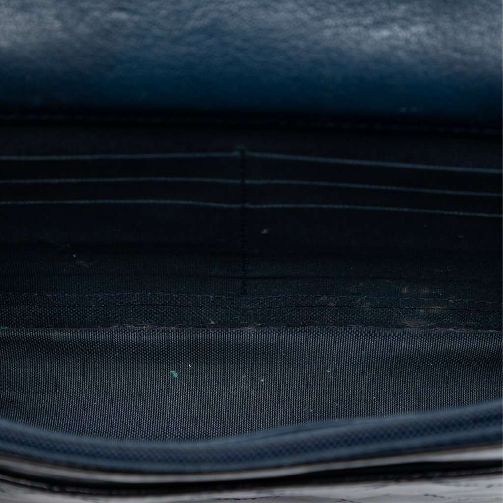 Chanel Quilted Patent and Goatskin CC Eyelet Wallet On Chain Blue Leather Very good condition - Model View