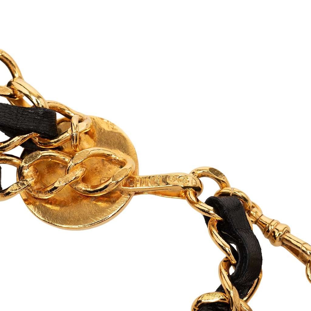 Chanel Gold Plated Leather Woven Chain Medallion Belt Gold Metal Very good condition - Box View
