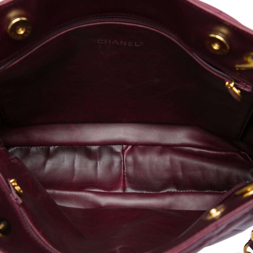 Chanel Quilted Lambskin Coco Ball Chain Tote Red Leather Very good - Model View